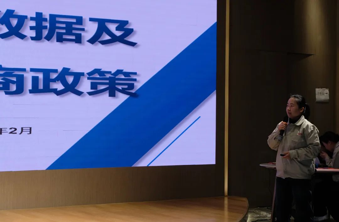 ec26bf09-4114-4d2f-9f91-7c2b0ee2bc7e.jpg ec26bf09-4114-4d2f-9f91-7c2b0ee2bc7e.jpg