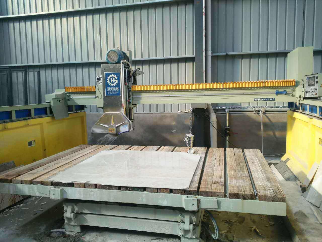 西馳XFC550在石材切割機上的應用(圖3) 西馳XFC550在石材切割機上的應用(圖3)