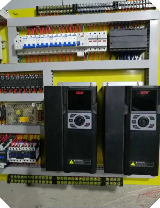 XFC500系列變頻器在游樂設備中的應用(圖4) XFC500系列變頻器在游樂設備中的應用(圖4)